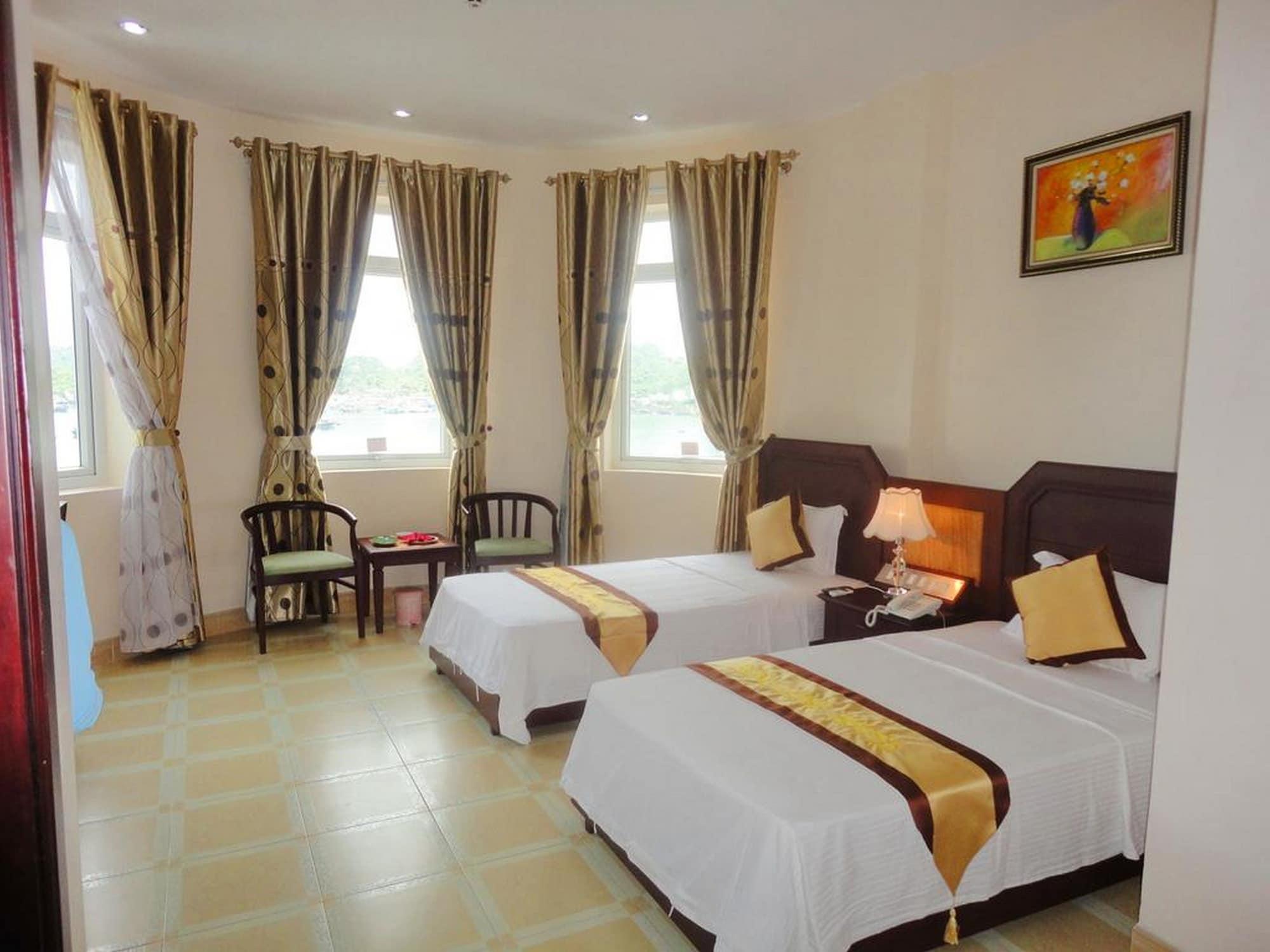 Hung Long Harbour Hotel Cat Ba Dong Khe Sau Exteriör bild