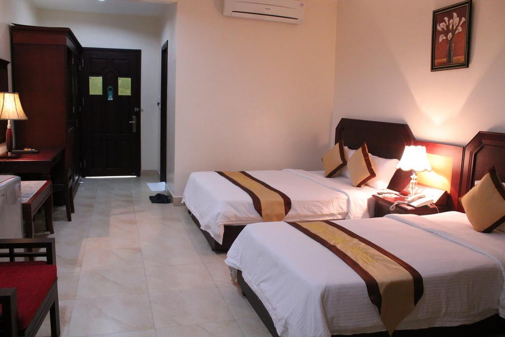 Hung Long Harbour Hotel Cat Ba Dong Khe Sau Exteriör bild
