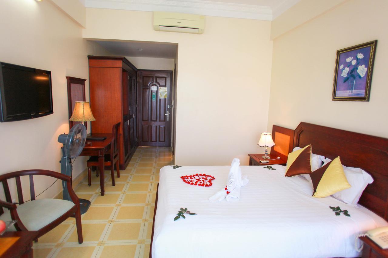 Hung Long Harbour Hotel Cat Ba Dong Khe Sau Exteriör bild