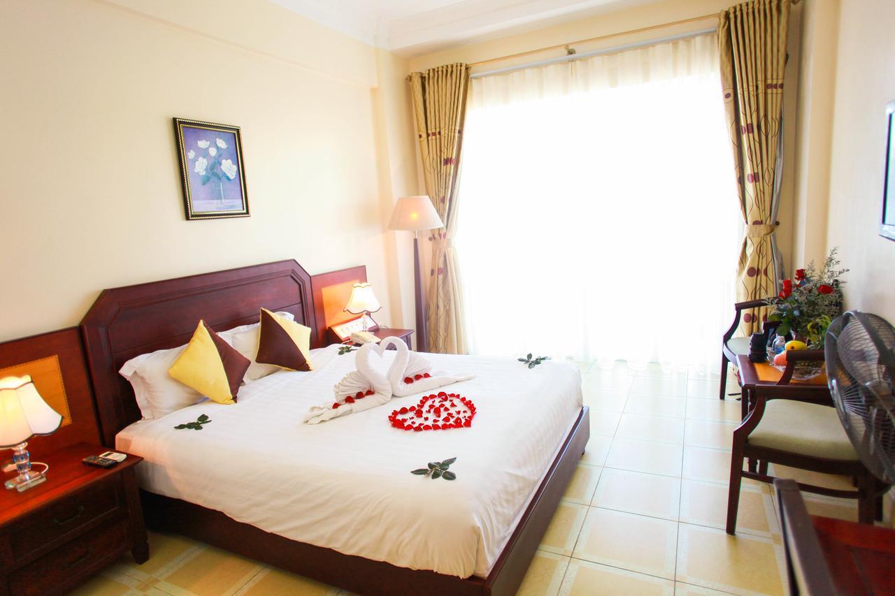 Hung Long Harbour Hotel Cat Ba Dong Khe Sau Exteriör bild