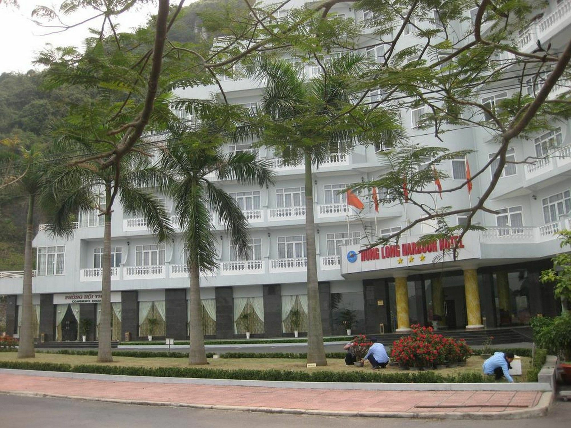 Hung Long Harbour Hotel Cat Ba Dong Khe Sau Exteriör bild