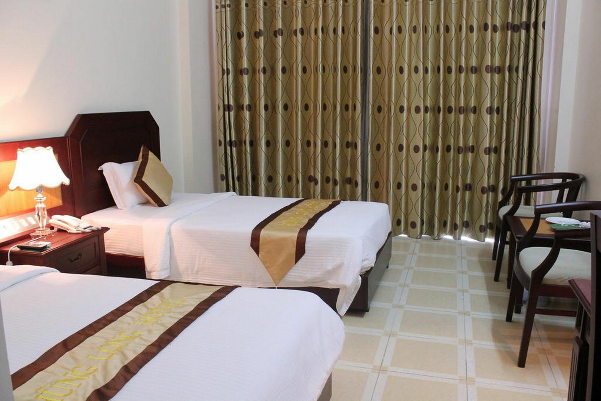 Hung Long Harbour Hotel Cat Ba Dong Khe Sau Exteriör bild